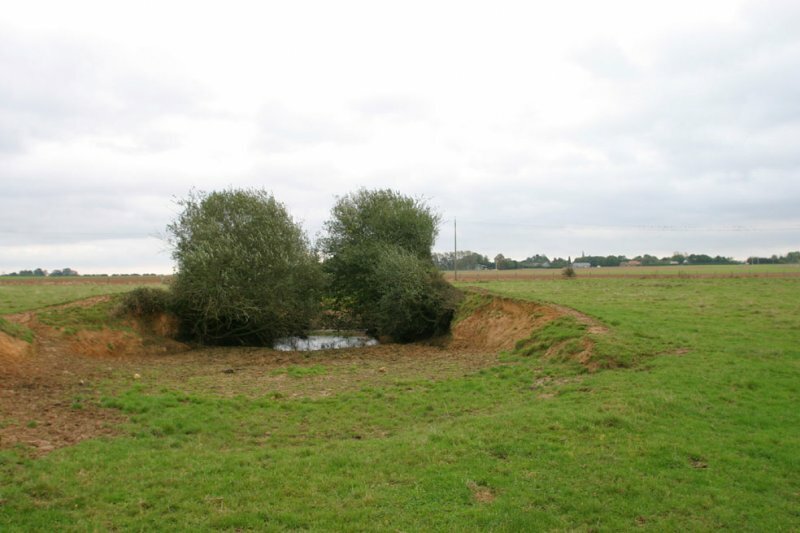 La boffetiere 051021 2b w800 w800 crash site looking east towards st aubin we seena oval crater